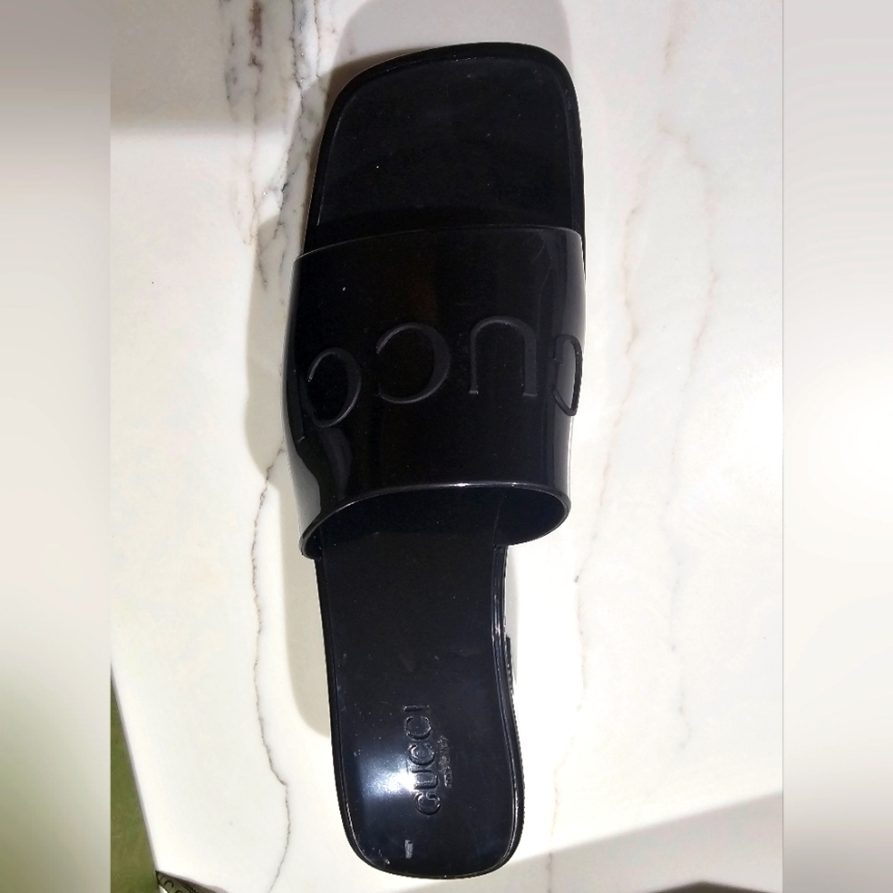 Gucci Rubber Slide Sandals
